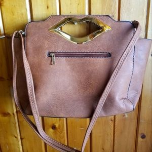 WOMENS LEATHER LIP-SHAPED HANDLE CROSSBODY/SHOULDER BAG